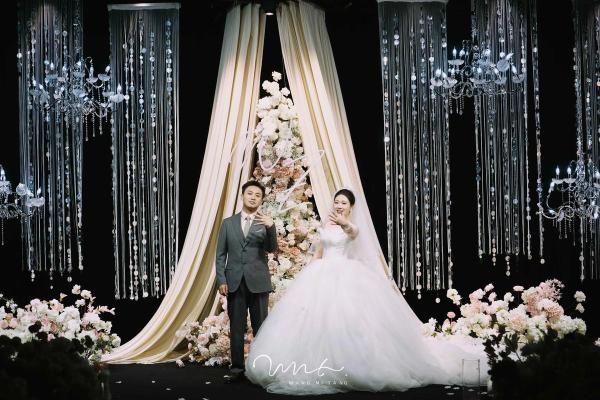 别人梦见自己结婚