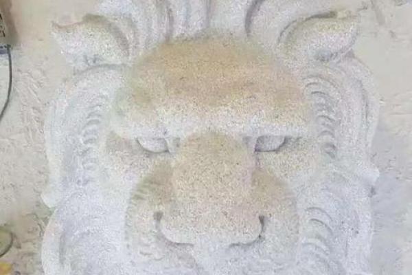 风水中狮子_用什么能压制石狮子
