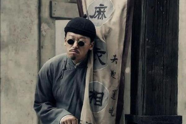 夫妻结婚10年没有孩子，算命先生说：你们命中无子，只有一个办法