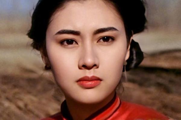 李嘉欣紫薇斗数