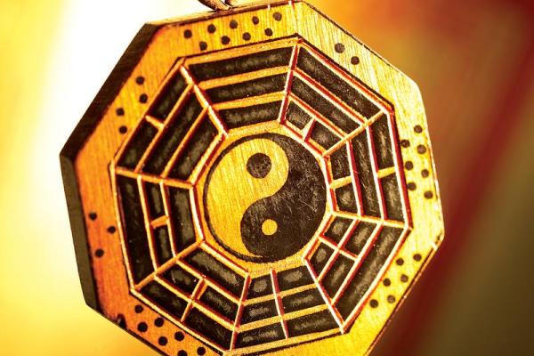 免费八字算命，帮你趋吉避凶